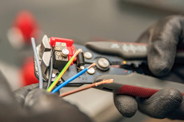 Best Affordable Emergency Electrician  in Onsted, MI